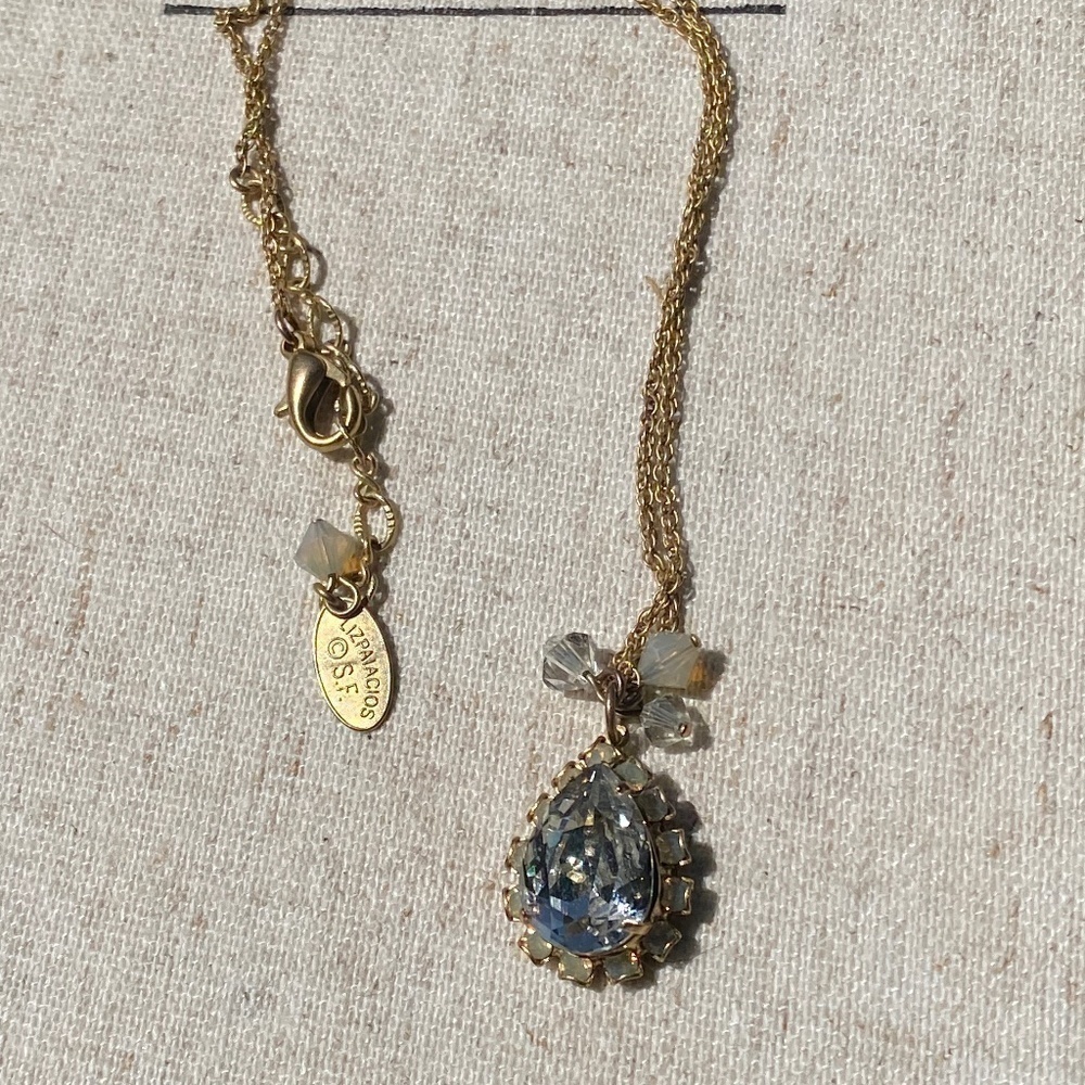 LIZ Paiacios gold tone large sparkle necklace
